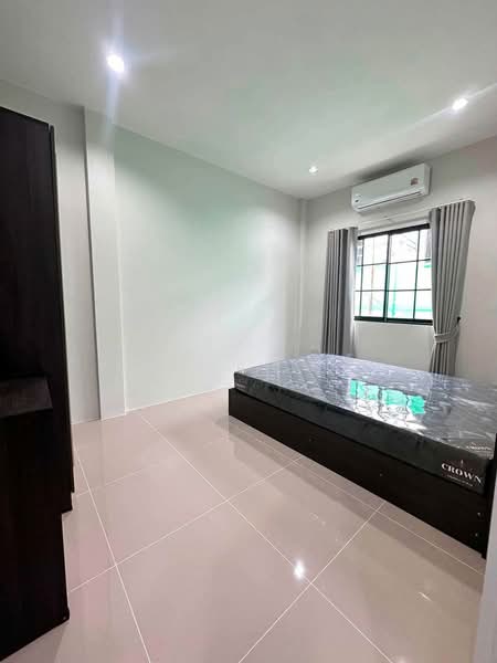 ให้เช่าทาวน์โฮมใหม่ ม.เดอะมิลตัน นิคมพัฒนา ซอย5 ระยอง, Rayong, Nikhom Pattana, Rayong, 3 Bedrooms, 80 sqm, Townhouse For Rent, by Dusit Saengfa, 500462677 - DDproperty.com