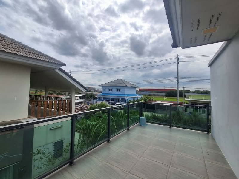 The Living 2 Baan Kluay - Sai Noi, Nonthaburi, Ban Kluay-Sai Noi Road, Phimonrat, Bang Bua Thong, Nonthaburi, 4 Bedrooms, 300 sqm, Single Detached House For Sale, by The Best Property หน่อย, 500462683 - DDproperty.com