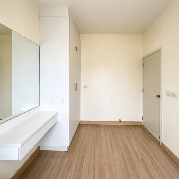 Gusto Townhome Thanamnon – Rama 5 : กัสโต้ ทาวน์โฮม ท่าน้ำนนท์ – พระราม 5, นนทบุรี, ถ.สายท่าน้ำนนท์, บางศรีเมือง, เมืองนนทบุรี, นนทบุรี, 110 ตร.ม., ทาวน์เฮ้าส์ ขาย, โดย วิดารัตน์ กาติ้ง, 500462727 - DDproperty.com