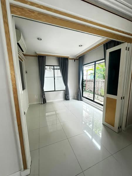 Passorn Prestige Bangna-Suvarnabhumi, Samut Prakan, King Kaew Road, Rachathewa, Bang Plee, Samut Prakan, 3 Bedrooms, 222 sqm, Single Detached House For Sale, by NR AGENT, 500462728 - DDproperty.com
