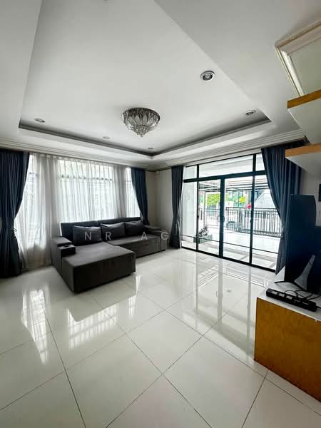 Passorn Prestige Bangna-Suvarnabhumi : ภัสสร เพรสทีจ บางนา-สุวรรณภูมิ, สมุทรปราการ, ถนนกิ่งแก้ว, ราชาเทวะ, บางพลี, สมุทรปราการ, 222 ตร.ม., บ้านเดี่ยว ขาย, โดย NR AGENT, 500462728 - DDproperty.com