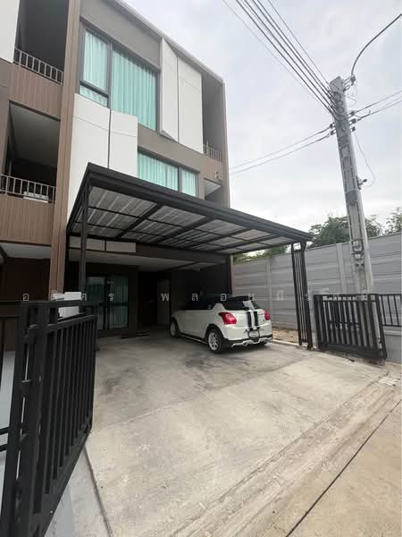 Baan Klang Mueng Phaholyothin-Vibhavadi, Bangkok, Phahonyothin, Sanam Bin, Don Mueang, Bangkok, 3 Bedrooms, 140 sqm, Townhouse For Rent, by Adisorn Ploymeerassamee, 500462729 - DDproperty.com