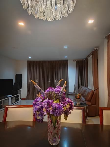 Laddarom Chaiyaphruk-Chaengwattana, Nonthaburi, Chaiyapruek Road, Khlong Phra Udom, Pak Kret, Nonthaburi, 4 Bedrooms, 230 sqm, Single Detached House For Sale, by NR AGENT, 500462749 - DDproperty.com