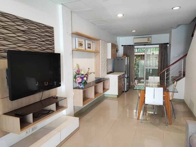 Baan Klang Muang The Paris Rama 9-Ramkamhaeng : บ้านกลางเมือง เดอะ ปารีส พระราม 9-รามคำแหง, กรุงเทพ, ถนนกรุงเทพกรีฑา, หัวหมาก, บางกะปิ, กรุงเทพ, 72 ตร.ม., ทาวน์เฮ้าส์ ให้เช่า, โดย Jutarat Jitmun, 500462753 - DDproperty.com