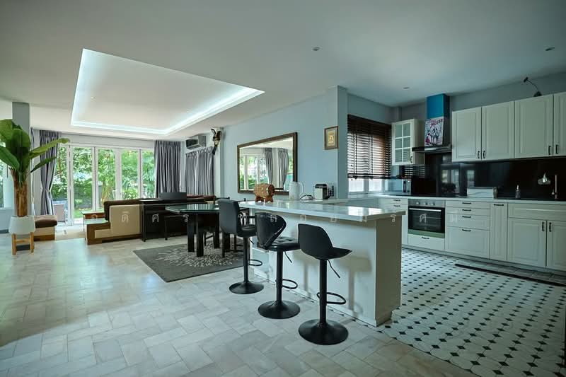 สขมวท 50, Bangkok, Khlong Toei, Bangkok, 5 Bedrooms, 300 sqm, Single Detached House For Rent, by Adisorn Ploymeerassamee, 500462763 - DDproperty.com