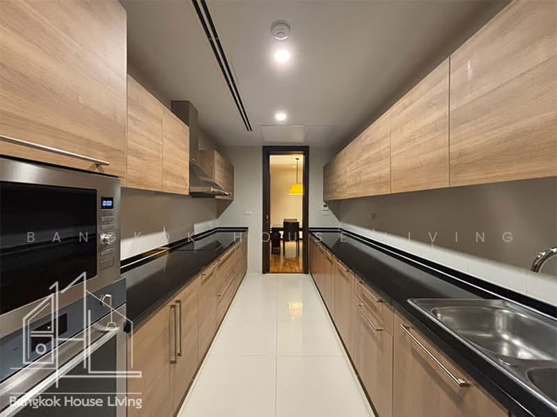 Vasu The Residence, Bangkok, Soi Sukhumvit 55, Khlong Tan Nua, Watthana, Bangkok, 3 Bedrooms, 245 sqm, Condo For Rent, by Bangkok House Living, 500462783 - DDproperty.com