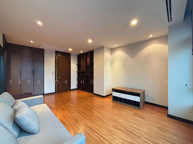 Vasu The Residence, Bangkok, Soi Sukhumvit 55, Khlong Tan Nua, Watthana, Bangkok, 4 Bedrooms, 550 sqm, Condo For Rent, by Bangkok House Living, 500462788 - DDproperty.com