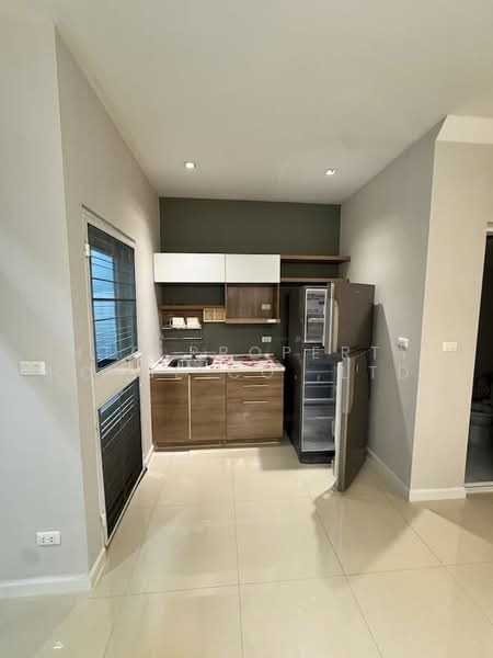 NG514 ใหเชาทาวนโฮม The Terrace ลาดพราว 71(นาคนวาส 48) เฟอรครบ วางหลงวนท 20 สงหาคม 2569, Bangkok, นาคนิวาส 48, Lat Phrao, Bangkok, 3 Bedrooms, 156 sqm, Townhouse For Rent, by NTG Property House Co.,Ltd., 500462808 - DDproperty.com