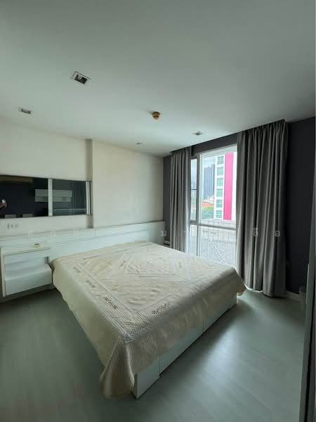 The Room Sukhumvit 64, Bangkok, Soi Sukhumvit 64, Bang Chak, Phra Khanong, Bangkok, 1 Bedroom, 42 sqm, Condo For Rent, by Rattanaporn Khamlit, 500462833 - DDproperty.com