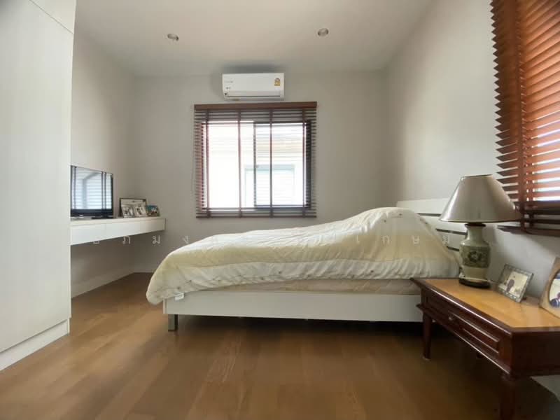 Burasiri Pattanakarn, Bangkok, New Pattanakarn Road, Prawet, Bangkok, 4 Bedrooms, 210 sqm, Single Detached House For Sale, by อภิมงคล สุขเกษม, 500462838 - DDproperty.com