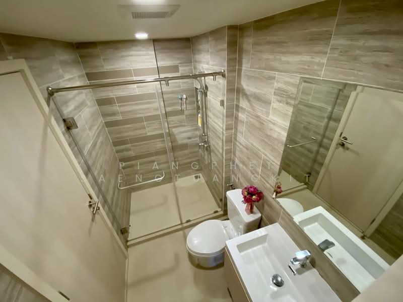 Maestro 03 Ratchada-Rama 9, Bangkok, Soi Ratchadaphisek 3 Ratchadaphisek Road, Din Daeng, Bangkok, 2 Bedrooms, 57 sqm, Condo For Rent, by Piangphet Saengtuangkit, 500462844 - DDproperty.com