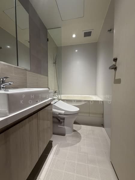 Runesu Thonglor 5, Bangkok, 82 Padi Madi Alley, Khlong Tan Nua, Watthana, Bangkok, 1 Bedroom, 50 sqm, Condo For Rent, by Phitchaporn Kongsamrong, 500462861 - DDproperty.com