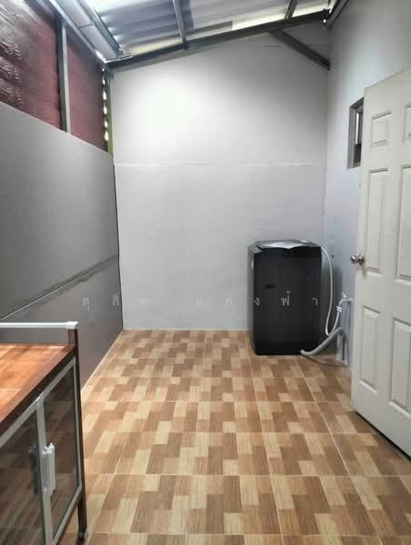 ให้เช่าทาวนโฮม ไลฟ์ซิตี้บ่อวิน ศรีราชา, Chon Buri (Pattaya), Bo Win, Si Racha, Chon Buri (Pattaya), 3 Bedrooms, 80 sqm, Townhouse For Rent, by Dusit Saengfa, 500462867 - DDproperty.com