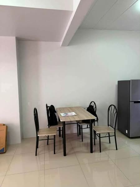 ให้เช่าทาวนโฮม ไลฟ์ซิตี้บ่อวิน ศรีราชา, Chon Buri (Pattaya), Bo Win, Si Racha, Chon Buri (Pattaya), 3 Bedrooms, 80 sqm, Townhouse For Rent, by Dusit Saengfa, 500462867 - DDproperty.com