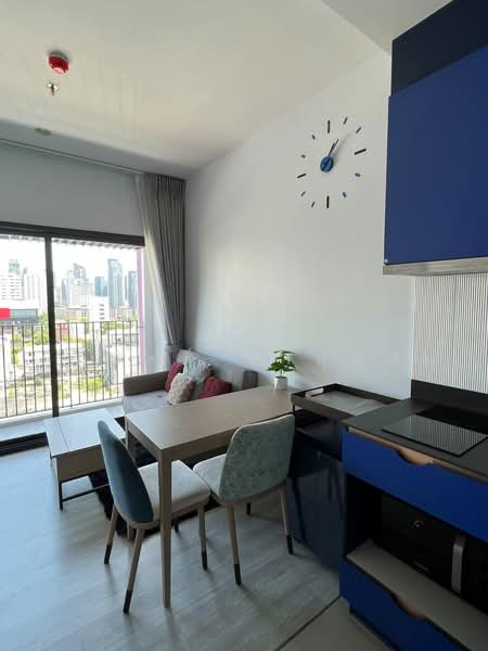 XT Ekkamai, Bangkok, 259 Soi Sukhumvit 63, Khlong Tan Nua, Watthana, Bangkok, 1 Bedroom, 30 sqm, Condo For Rent, by Rattanaporn Khamlit, 500462871 - DDproperty.com