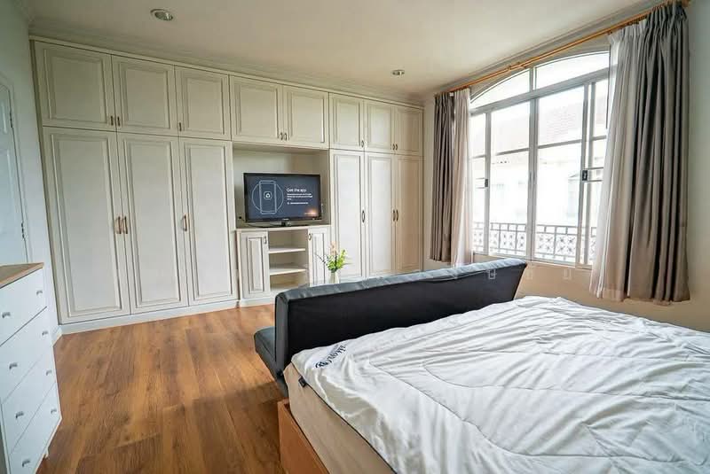 Baan Klang Krung Grande Vienna Rama 3, Bangkok, Rama 3 Road, Bang Pong Pang, Yan Nawa, Bangkok, 3 Bedrooms, 250 sqm, Townhouse For Rent, by บุษบา รัตนวงษ์ชัย, 500462906 - DDproperty.com