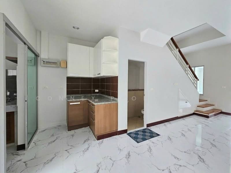 Baan Klang Muang The Royal Monaco Srinakarin-Pattanakarn, Bangkok, Rama 9 Road, Soi 43, Suan Luang, Bangkok, 3 Bedrooms, 21 sqm, Townhouse For Rent, by Connex Property, 500462918 - DDproperty.com