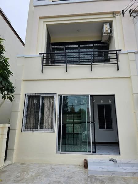 Baan Klang Muang The Royal Monaco Srinakarin-Pattanakarn, Bangkok, Rama 9 Road, Soi 43, Suan Luang, Bangkok, 3 Bedrooms, 21 sqm, Townhouse For Rent, by Connex Property, 500462918 - DDproperty.com