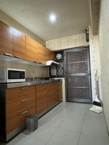 Thonglor Tower, Bangkok, Soi Thonglor, Sukhumvit 55 Road, Khlongtoei Nua, Watthana, Bangkok, 2 Bedrooms, 49 sqm, Condo For Rent, by Agentbkk, 500462980 - DDproperty.com