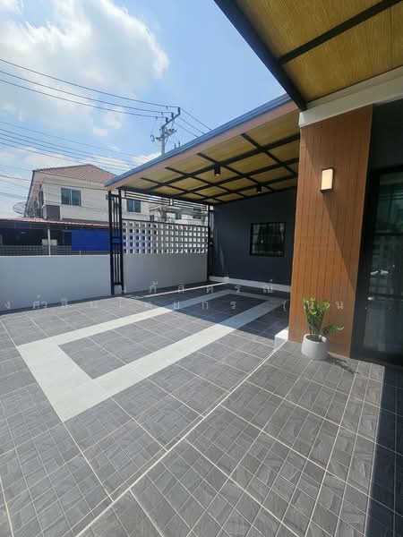 Baan Pruksa 78 Chalongkrung-Nikhom Ladkrabang, Bangkok, 287 Liap Khlong Lam Ko Phai Road, Lam Pla Tiew, Lat Krabang, Bangkok, 4 Bedrooms, 120 sqm, Townhouse For Sale, by นภัสศรณ์ วงศ์สินไทยกร (นันท์), 500462988 - DDproperty.com