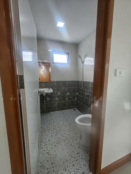 Baan Pruksa 78 Chalongkrung-Nikhom Ladkrabang : บ้านพฤกษา 78 ฉลองกรุง-นิคมฯ ลาดกระบัง, กรุงเทพ, 287 ถนนเลียบคลองลำกอไผ่, ลำปลาทิว, ลาดกระบัง, กรุงเทพ, 120 ตร.ม., ทาวน์เฮ้าส์ ขาย, โดย นภัสศรณ์ วงศ์สินไทยกร (นันท์), 500462988 - DDproperty.com
