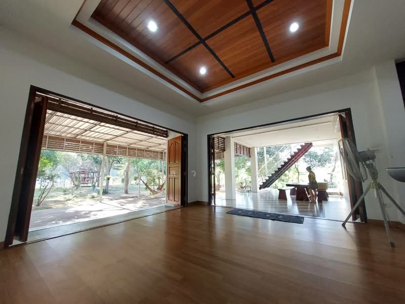 สพรรณบร, สุพรรณบุรี, วังน้ำซับ, ศรีประจันต์, สุพรรณบุรี, 300 ตร.ม., บ้านเดี่ยว ขาย, โดย วิไลวรรณ, 500462997 - ตกแต่งภายในบ้านด้วยไม้ สวยงาม - DDproperty.com