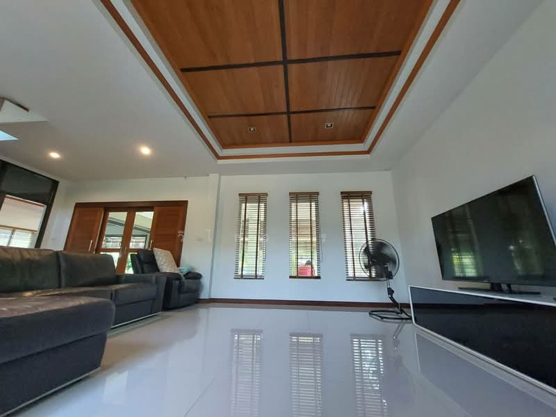 สพรรณบร, สุพรรณบุรี, วังน้ำซับ, ศรีประจันต์, สุพรรณบุรี, 300 ตร.ม., บ้านเดี่ยว ขาย, โดย วิไลวรรณ, 500462997 - ห้องโถง นั่งเล่น  - DDproperty.com