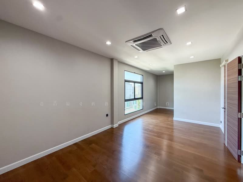 The Gentry Sukhumvit 101, Bangkok, Soi Sukhumvit 101, Sukhumvit Road, Bang Chak, Phra Khanong, Bangkok, 3 Bedrooms, 390 sqm, Single Detached House For Sale, by อภิมงคล สุขเกษม, 500462999 - DDproperty.com