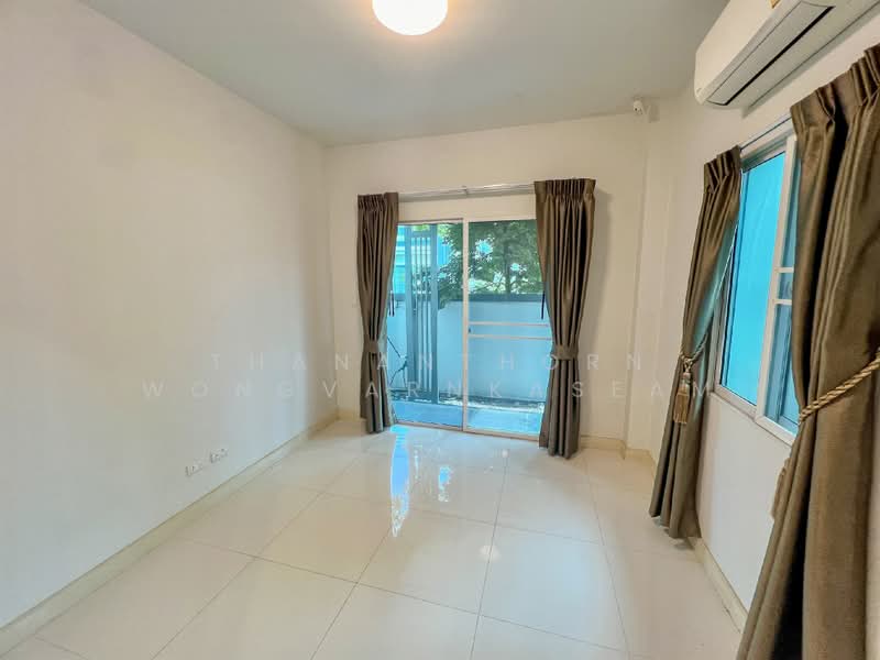 Sena Park Grand Ramindra, Bangkok, 18 Kanchanaphisek Rd., Khan Na Yao, Bangkok, 3 Bedrooms, 252 sqm, Single Detached House For Sale, by Thananthorn Wongvarnkaseam, 500463021 - DDproperty.com