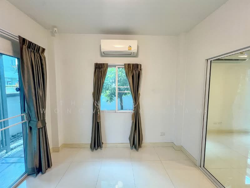 Sena Park Grand Ramindra, Bangkok, 18 Kanchanaphisek Rd., Khan Na Yao, Bangkok, 3 Bedrooms, 252 sqm, Single Detached House For Sale, by Thananthorn Wongvarnkaseam, 500463021 - DDproperty.com