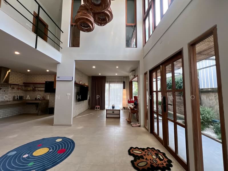 Two-story detached house for rent, corner unit, 2 bedrooms, at Chokchai 4 Soi 78, Bangkok, Lat Phrao, Bangkok, 2 Bedrooms, 350 sqm, Single Detached House For Rent, by Charinthip Phungalong, 500463033 - DDproperty.com
