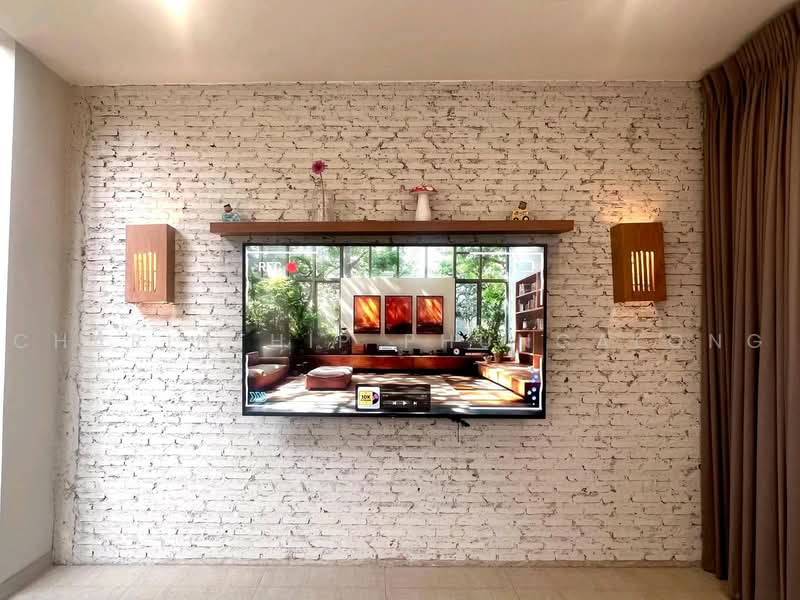 Two-story detached house for rent, corner unit, 2 bedrooms, at Chokchai 4 Soi 78, กรุงเทพ, ลาดพร้าว, ลาดพร้าว, กรุงเทพ, 350 ตร.ม., บ้านเดี่ยว ให้เช่า, โดย Charinthip Phungalong, 500463033 - DDproperty.com