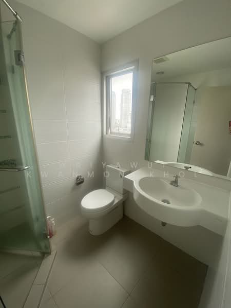 Centric Sathorn-St Louis, Bangkok, Sathorn Nua Road, Yan Nawa, Sathon, Bangkok, 1 Bedroom, 39 sqm, Condo For Rent, by Waiyawut Kwanmongkhol, 500463050 - DDproperty.com
