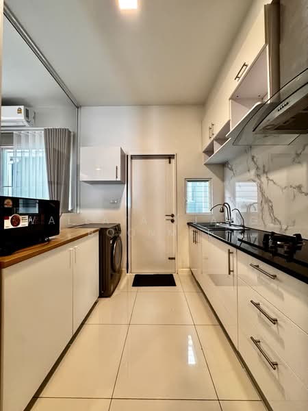 Indy Bangna-Ramkhamhaeng 2, Bangkok, Soi 7, Dok Mai, Prawet, Bangkok, 3 Bedrooms, 122 sqm, Townhouse For Rent, by Wallaya (Jang) Boonmee, 500463103 - DDproperty.com