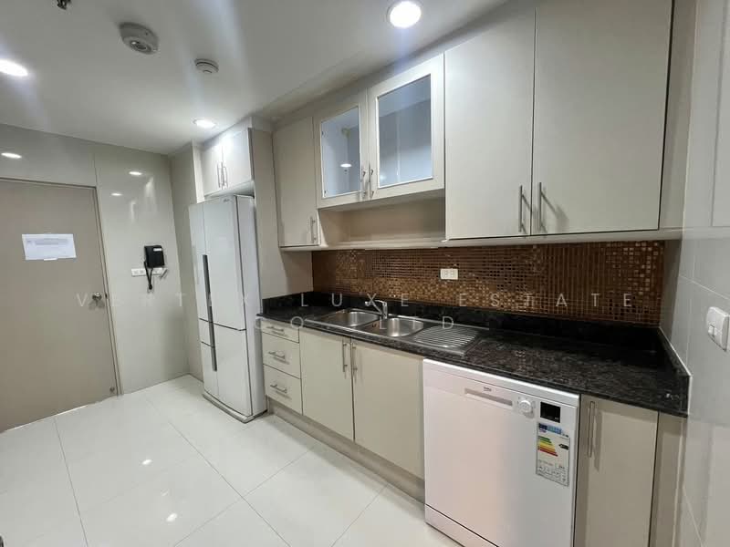 G.P. Grande Tower, Bangkok, 55 Sukhumvit 23, Khlongtoei Nua, Watthana, Bangkok, 3 Bedrooms, 220 sqm, Condo For Rent, by Vertex Luxe Estate Co.,LTD, 500463118 - DDproperty.com