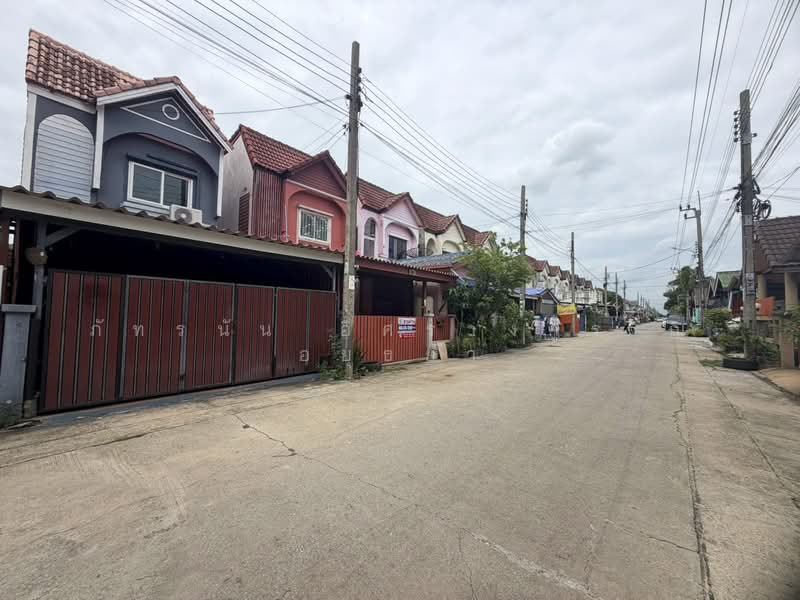 Baan Thien Thong 2, Bangkok, Khlong Sibsong, Nong Chok, Bangkok, 2 Bedrooms, 80 sqm, Townhouse For Sale, by ภัทรนัน อิศรางกูร ณ อยุธยา, 500463132 - DDproperty.com