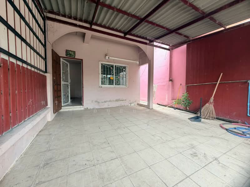 Baan Thien Thong 2, Bangkok, Khlong Sibsong, Nong Chok, Bangkok, 2 Bedrooms, 80 sqm, Townhouse For Sale, by ภัทรนัน อิศรางกูร ณ อยุธยา, 500463132 - DDproperty.com