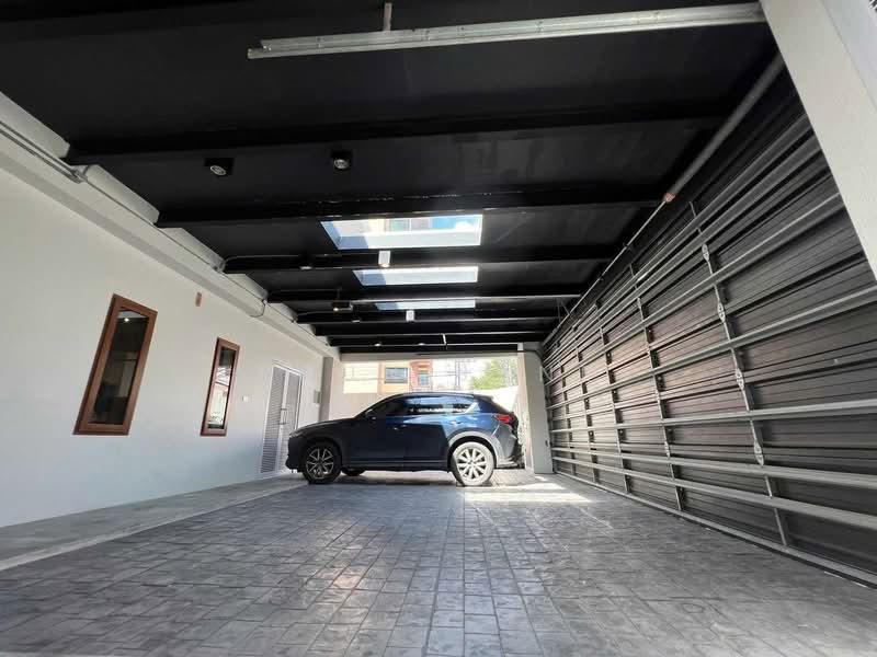 บานเดยว ใหเชา หางจาก MRTลาดพราว 500เมตร (SPSJP554), กรุงเทพ, ลาดพร้าว, จอมพล, จตุจักร, กรุงเทพ, 440 ตร.ม., บ้านเดี่ยว ให้เช่า, โดย Khun Jane, 500463151 - DDproperty.com