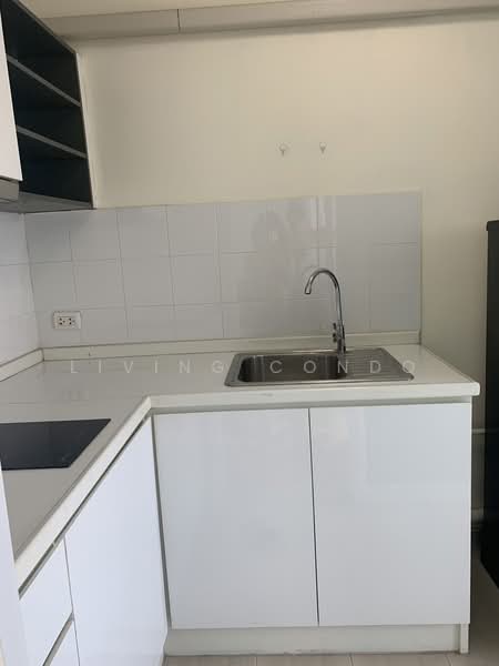 Garden Asoke-Rama 9, Bangkok, Chaturathit Road, Bang Kapi, Huai Khwang, Bangkok, 1 Bedroom, 33 sqm, Condo For Rent, by Living Condo, 500463154 - DDproperty.com