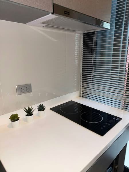 Life Asoke Hype, Bangkok, 339 Chaturathit Rd, Makkasan, Ratchathewi, Bangkok, 1 Bedroom, 26 sqm, Condo For Rent, by Wiratee Aramrun, 500463160 - DDproperty.com