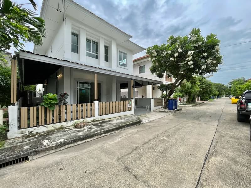 หมู่บ้านพร้อมพัฒน์ 1, กรุงเทพ, สามวาตะวันตก, คลองสามวา, กรุงเทพ, 140 ตร.ม., บ้านแฝด ขาย, โดย การุณ ชมภูบุตร, 500463163 - DDproperty.com