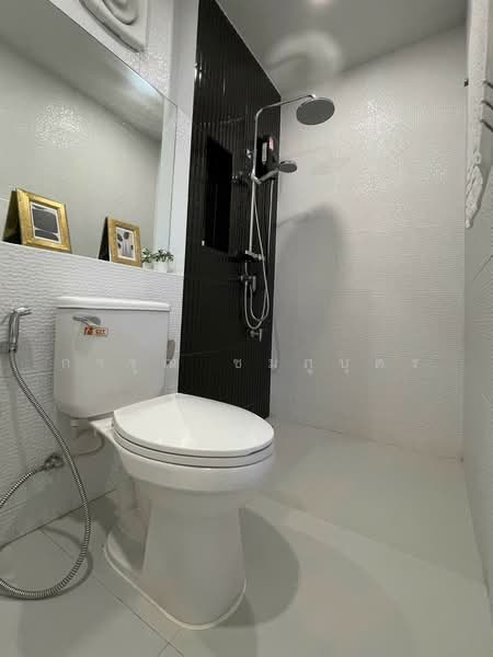 หมู่บ้านพร้อมพัฒน์ 1, Bangkok, Sam Wa Tawan Tok, Khlong Sam Wa, Bangkok, 3 Bedrooms, 140 sqm, Semi-Detached House (Twin House) For Sale, by การุณ ชมภูบุตร, 500463163 - DDproperty.com