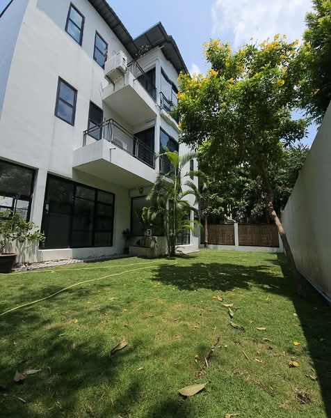 ์Noble เอกมัย 22, กรุงเทพ, คลองตันเหนือ, วัฒนา, กรุงเทพ, 600 ตร.ม., บ้านเดี่ยว ให้เช่า, โดย อุ๋ม, 500463189 - DDproperty.com