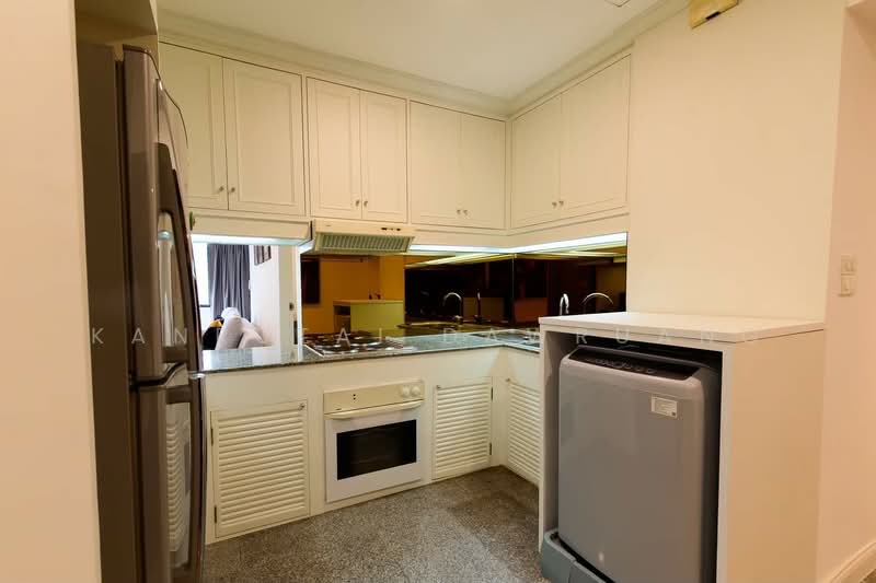 Baan Suanpetch, Bangkok, 18 Soi Sukhumvit 39, Khlong Tan Nua, Watthana, Bangkok, 3 Bedrooms, 137 sqm, Condo For Rent, by Kanrutai Dawruang, 500463190 - DDproperty.com