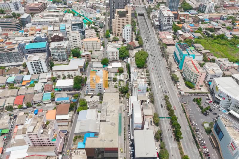 Casa City Ladprao : คาซ่า ซิตี้ ลาดพร้าว, กรุงเทพ, ซอย หมู่บ้านคาซาซิตี้ ลาดพร้าว, นวมินทร์, บึงกุ่ม, กรุงเทพ, 180 ตร.ม., ทาวน์เฮ้าส์ ขาย, โดย HOME Real Estate Service, 500463239 - DDproperty.com