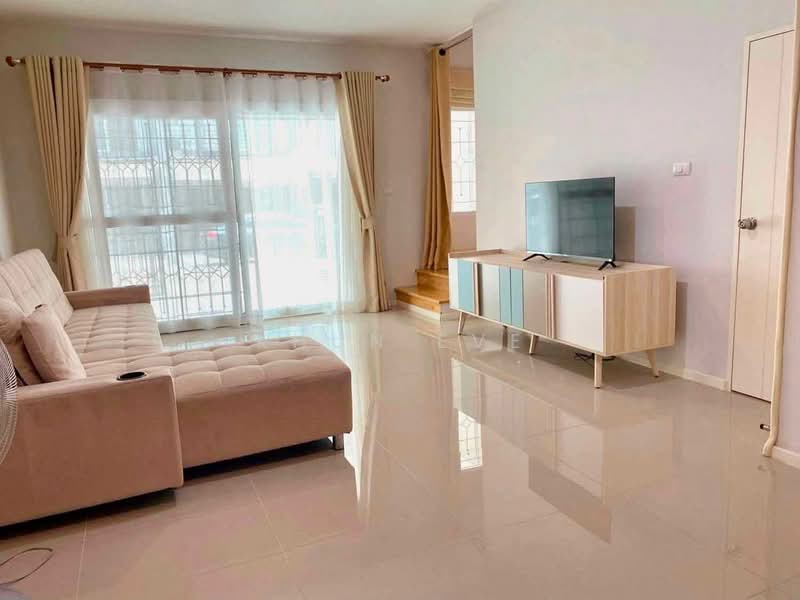Baan Klang Muang Suanluang, Bangkok, On Nut Road, Dok Mai, Prawet, Bangkok, 3 Bedrooms, 130 sqm, Townhouse For Rent, by Khun EVE, 500463256 - DDproperty.com