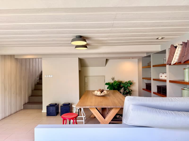 LuxxVille, กรุงเทพ, สาธุประดิษฐ์ 12, ทุ่งวัดดอน, สาทร, กรุงเทพ, 312 ตร.ม., ทาวน์เฮ้าส์ ขาย, โดย ธีรนุช ธีระวาทิน, 500463297 - DDproperty.com