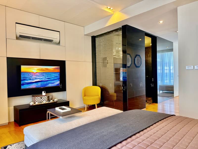4.5-Story Luxury Townhome at Luxx Ville Sathupradit 12 (Plot A2 - Fully Furnished Show Unit), Bangkok, สาธุประดิษฐ์ 12, Thung Wat Don, Sathon, Bangkok, 3 Bedrooms, 312 sqm, Townhouse For Sale, by ธีรนุช ธีระวาทิน, 500463297 - DDproperty.com