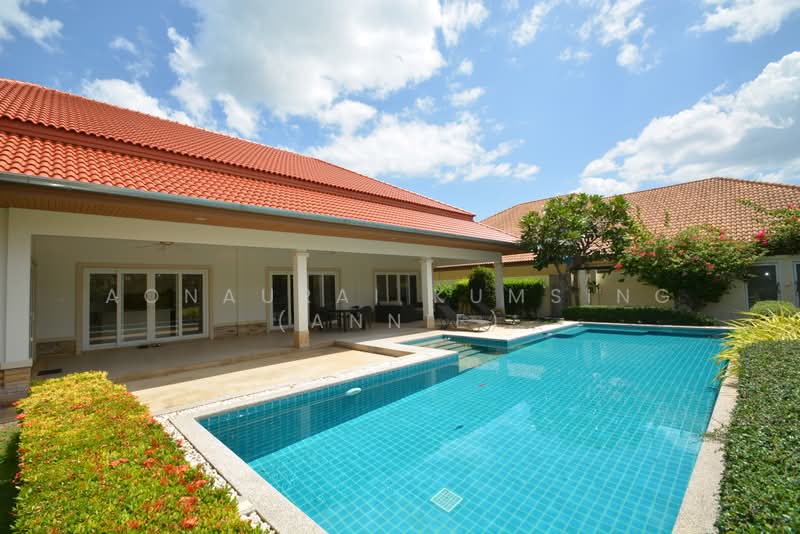 Luxury L-Shaped Pool Villa for Sale in Hua Hin Soi 88, Prachuap Khiri Khan, Hua Hin, Prachuap Khiri Khan, 3 Bedrooms, 252 sqm, Single Detached House For Sale, by Aonaurai Kumsing (Annie), 500463302 - DDproperty.com