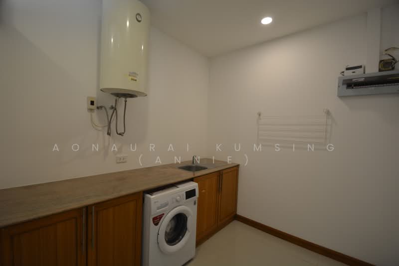 Luxury L-Shaped Pool Villa for Sale in Hua Hin Soi 88, Prachuap Khiri Khan, Hua Hin, Prachuap Khiri Khan, 3 Bedrooms, 252 sqm, Single Detached House For Sale, by Aonaurai Kumsing (Annie), 500463302 - DDproperty.com